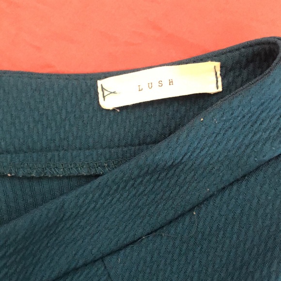 Pleated mini skirt - Picture 2 of 2